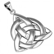 Large Celtic Trinity Knot Pendant, pn637